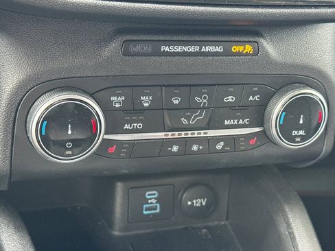 Used 2023 Ford Escape ST-Line AWD/4WD image 28