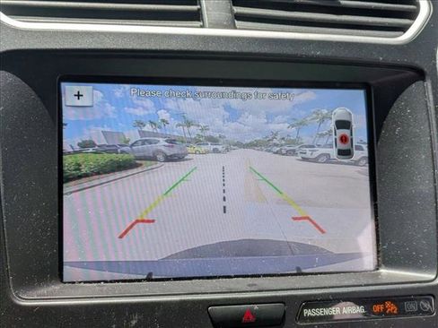 Used 2017 Ford Explorer XLT w/ Equipment Group 201A FWD image 11