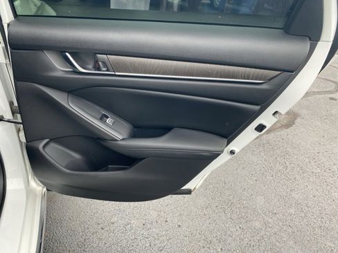 Used 2018 Honda Accord EX-L image 47