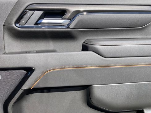 New 2026 GMC Sierra 2500 AT4 w/ AT4 Premium Plus Package image 14