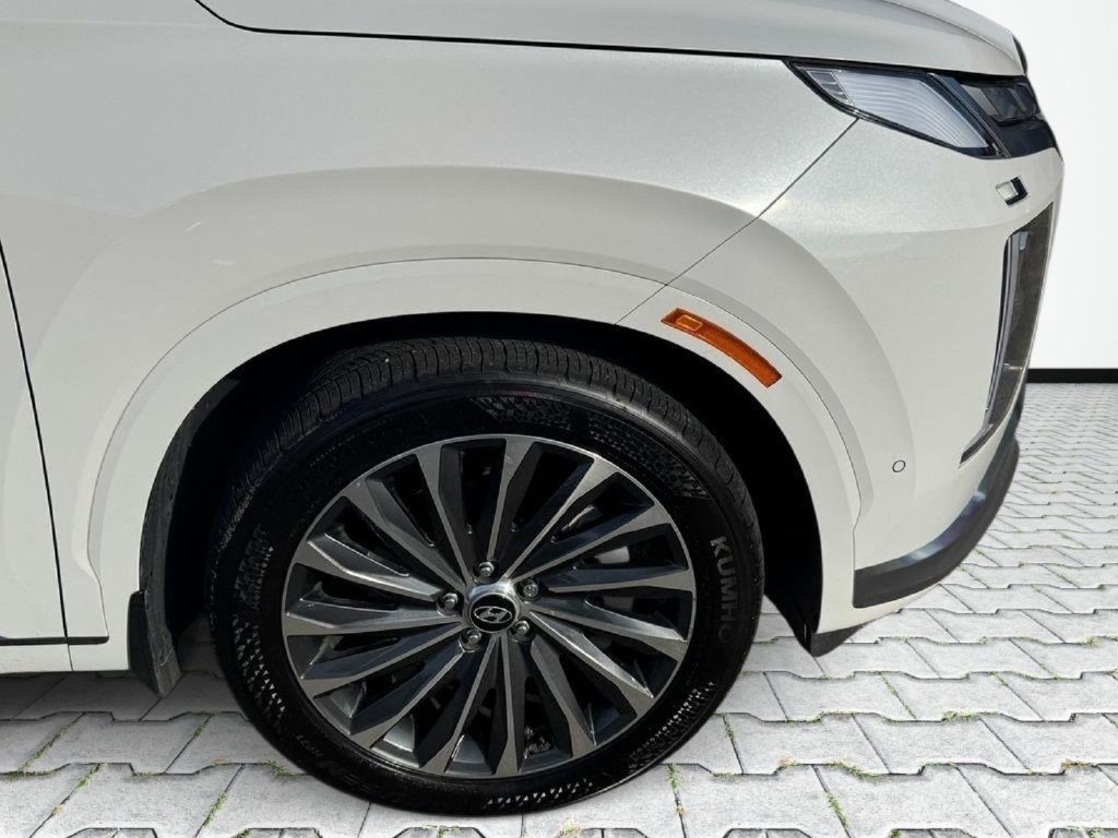 Used 2023 Hyundai Palisade Calligraphy w/ Cargo Package AWD/4WD image 9
