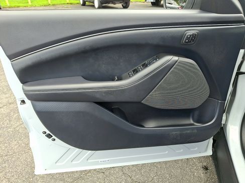 Used 2023 Ford Mustang Mach-E Select w/ Comfort Package Lite AWD/4WD image 13