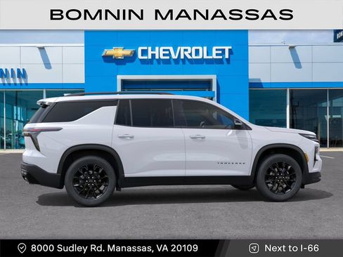 New 2026 Chevrolet Traverse LT w/ Midnight/Sport Edition AWD/4WD image 6