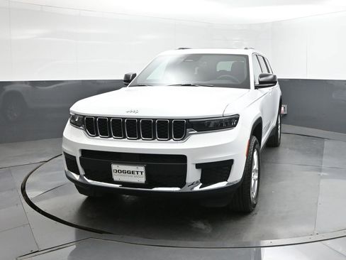 New 2025 Jeep Grand Cherokee L Laredo w/ Luxury Tech Group I image 30