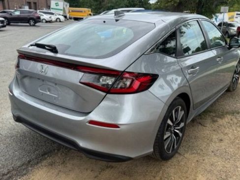 Certified 2024 Honda Civic EX-L image 8