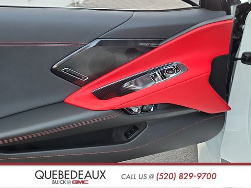 Used 2025 Chevrolet Corvette Stingray Preferred Cpe w/ Z51 Performance Package RWD image 13