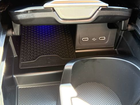 New 2025 Mercedes-Benz C 300 Sedan image 27