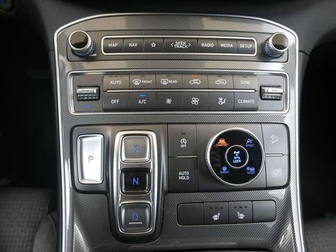 Certified 2023 Hyundai Santa Fe SEL image 33