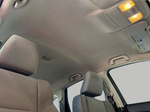Used 2016 Honda CR-V SE image 19