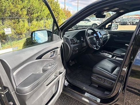 Used 2021 Honda Passport Touring image 16