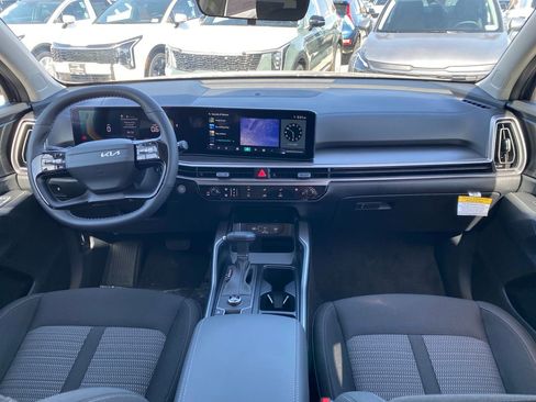 New 2026 Kia Sorento LX FWD image 26