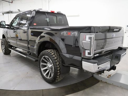 Used 2020 Ford F350 Lariat image 5