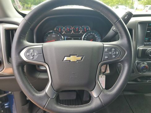 Used 2018 Chevrolet Silverado 1500 LT w/ All Star Edition AWD/4WD image 16