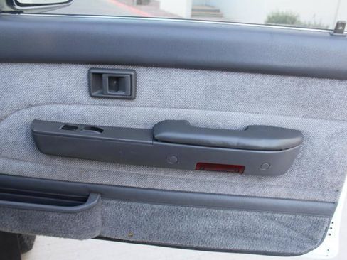 Used 1989 Toyota Pickup SR5 AWD/4WD image 14