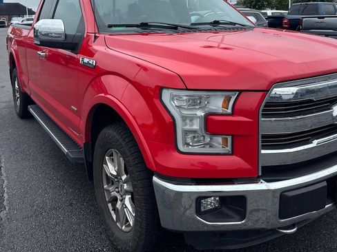 Used 2016 Ford F150 Lariat w/ Equipment Group 502A Luxury AWD/4WD image 3