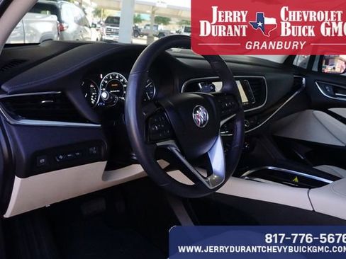 Used 2024 Buick Enclave Avenir w/ Avenir Technology Package image 21