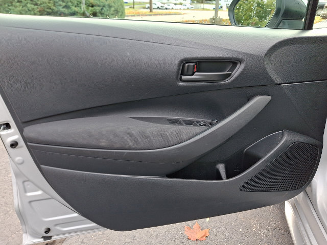 Used 2024 Toyota Corolla LE FWD image 13