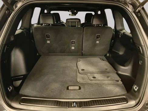 Used 2024 Jeep Grand Cherokee Altitude image 11