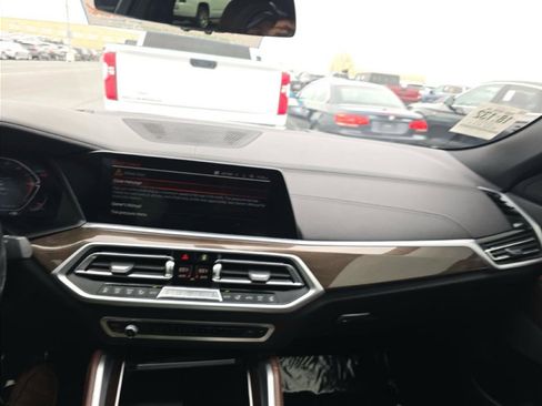 Used 2022 BMW X6 xDrive40i w/ Executive Package image 14