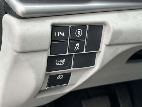 Used 2023 Acura RDX w/ Technology Package image 19