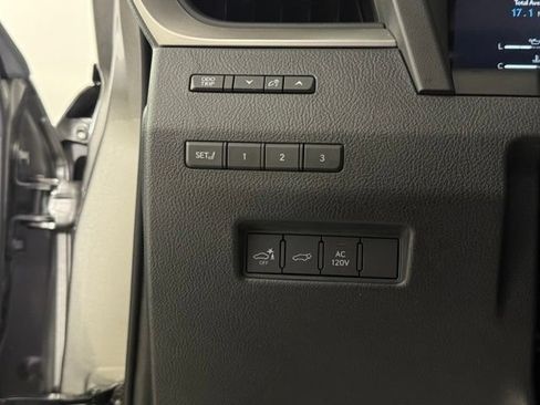 Certified 2025 Lexus GX 550 w/ Accessory Package (2T) AWD/4WD image 28