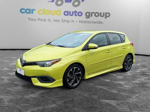 Used 2017 Toyota Corolla iM w/ Carpet Mat Package FWD image 1