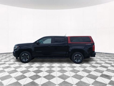 Used 2021 Chevrolet Colorado Z71 w/ Safety Package AWD/4WD image 5