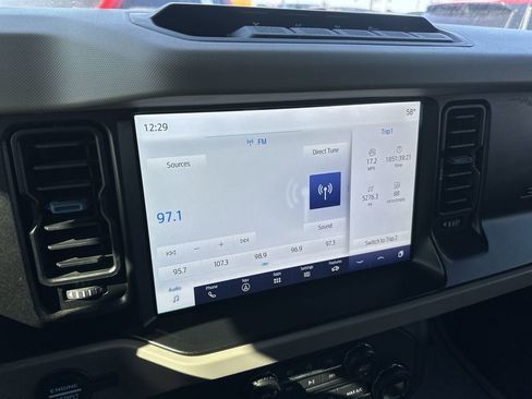 Used 2023 Ford Bronco Wildtrak AWD/4WD image 16