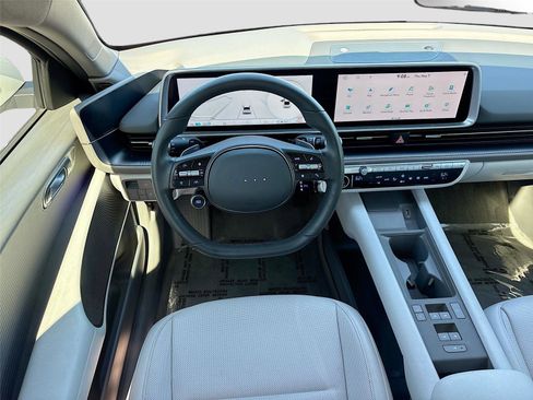 Used 2025 Hyundai Ioniq 6 SEL RWD image 22