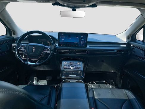 Used 2023 Lincoln Nautilus Reserve AWD/4WD image 23