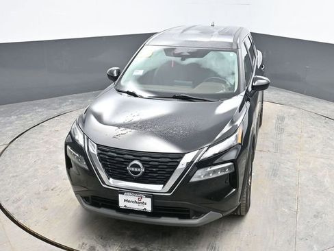 Used 2023 Nissan Rogue SV image 28