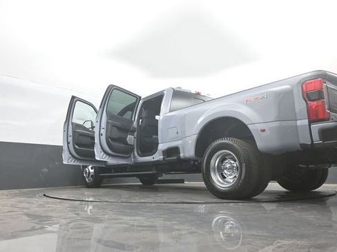New 2026 Ford F350 Platinum w/ FX4 Off-Road Package AWD/4WD image 45