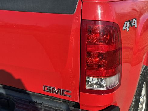 Used 2008 GMC Sierra 2500 SLE w/ SLE1 Preferred Package image 11