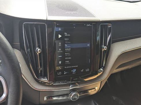 Used 2019 Volvo XC60 T6 Inscription w/ Protection Package Premier AWD/4WD image 15