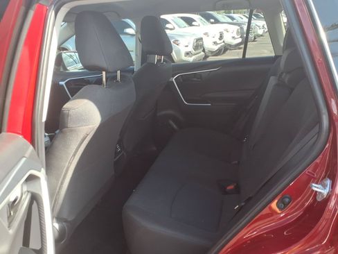 Certified 2025 Toyota RAV4 LE FWD image 10