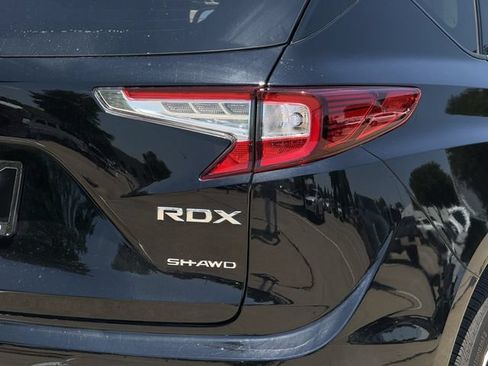 Certified 2025 Acura RDX SH-AWD w/ Technology Package image 7
