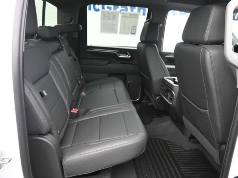 Used 2024 Chevrolet Silverado 2500 LTZ w/ LTZ Plus Package AWD/4WD image 19