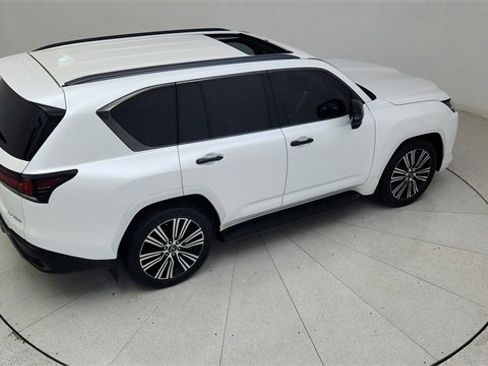 Used 2023 Lexus LX 600 4WD w/ Luxury Package image 85