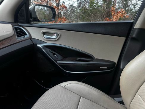 Used 2018 Hyundai Santa Fe Sport image 7