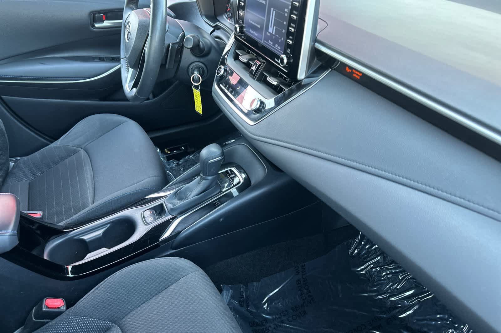 Used 2021 Toyota Corolla SE w/ Carpet Mat Package (TMS) FWD image 16