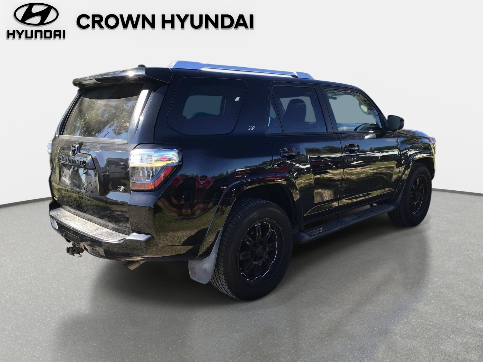 Used 2016 Toyota 4Runner SR5 RWD image 4