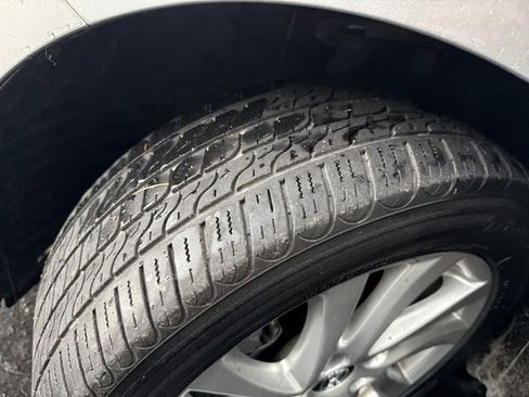 Used 2013 MAZDA MAZDA3 i Grand Touring w/ Tech Pkg image 27