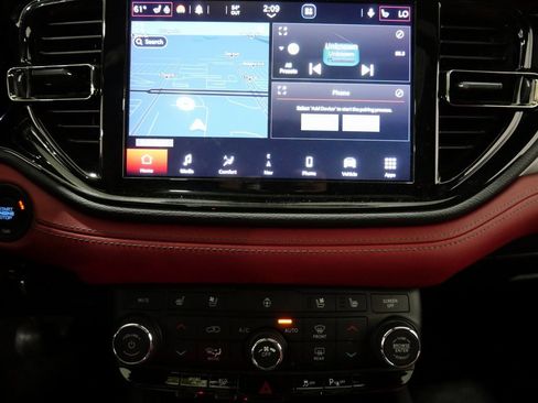 Used 2022 Dodge Durango R/T w/ Blacktop Package image 21