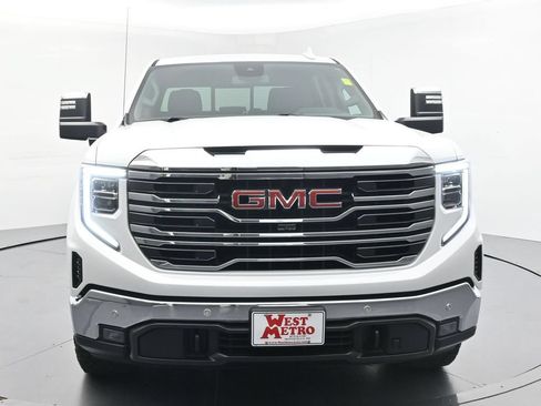 Used 2025 GMC Sierra 1500 SLT w/ SLT Premium Plus Package AWD/4WD image 31