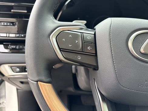 Used 2024 Lexus RX 350 AWD image 19