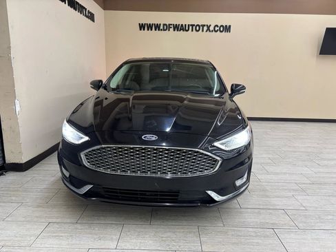 Used 2019 Ford Fusion Titanium AWD/4WD image 2