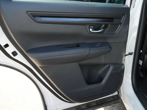 Used 2026 Honda CR-V Sport image 18