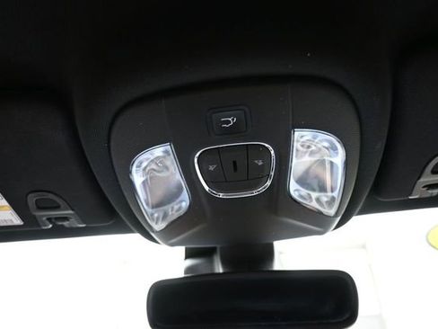 Used 2023 Jeep Compass Limited w/ Elite Group AWD/4WD image 12