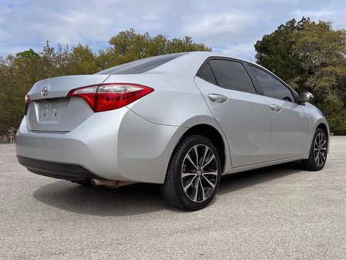 Used 2016 Toyota Corolla S FWD image 11