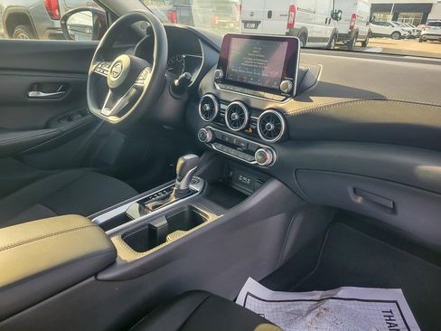 Used 2025 Nissan Sentra SV image 20